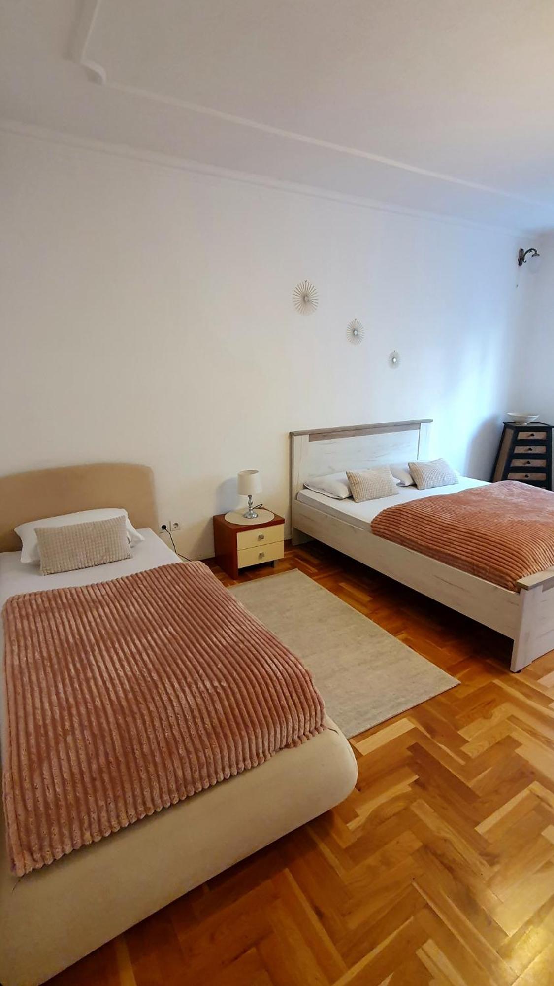 City Center Apartment Сараево Экстерьер фото